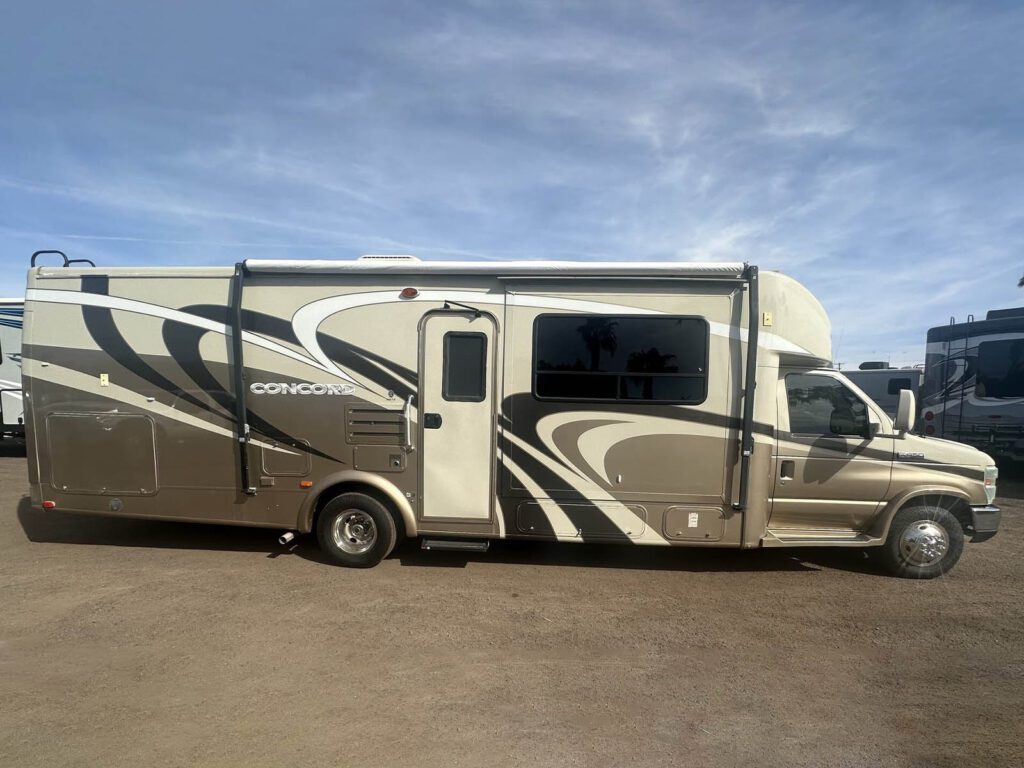 2008 Coachmen Concord 300 TS 2008 Coachmen Concord 300 TS