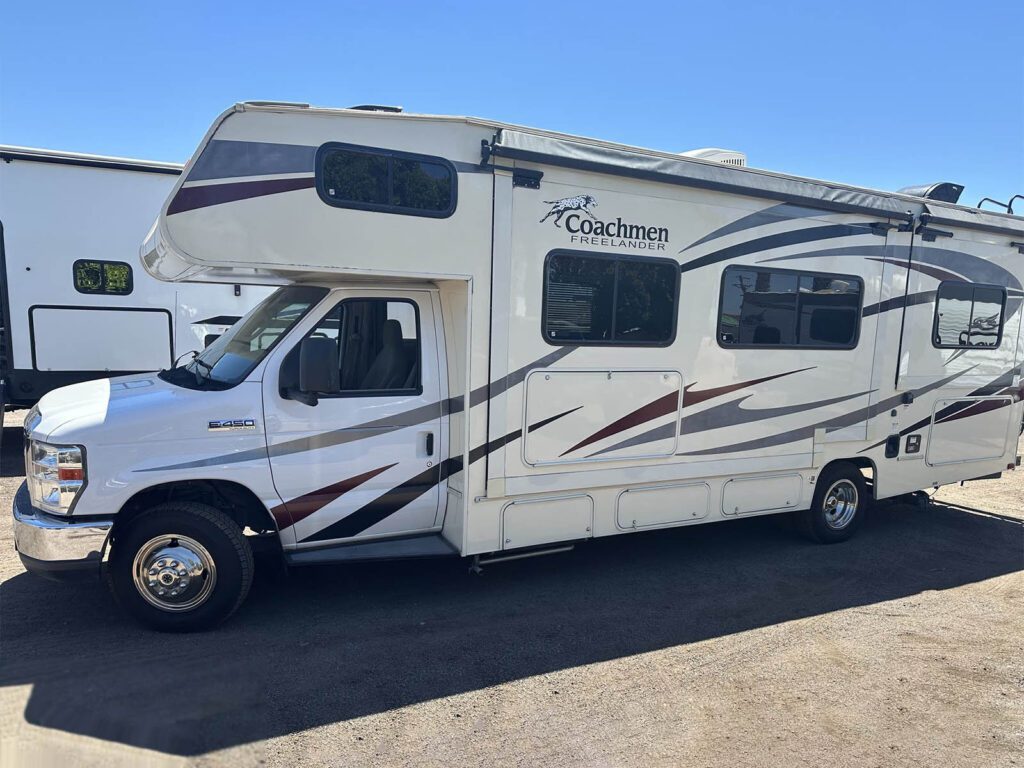 2018 Coachmen Freelander 28BH 2018 Coachmen Freelander 28BH