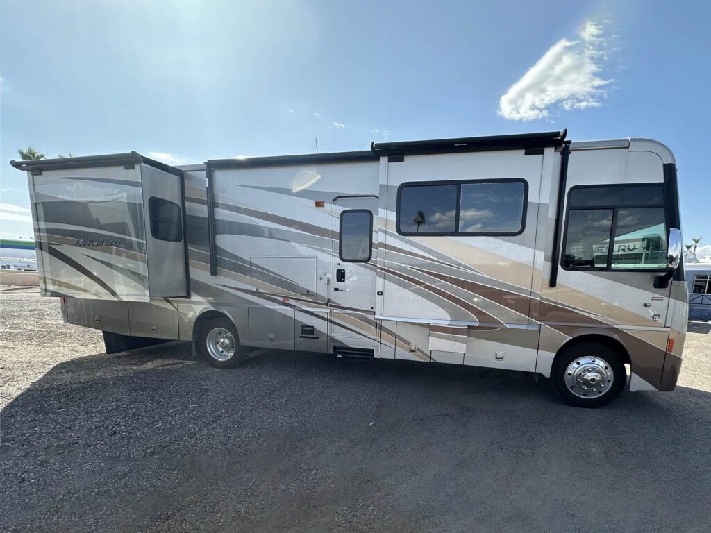 2012 Winnebago Adventurer 35P