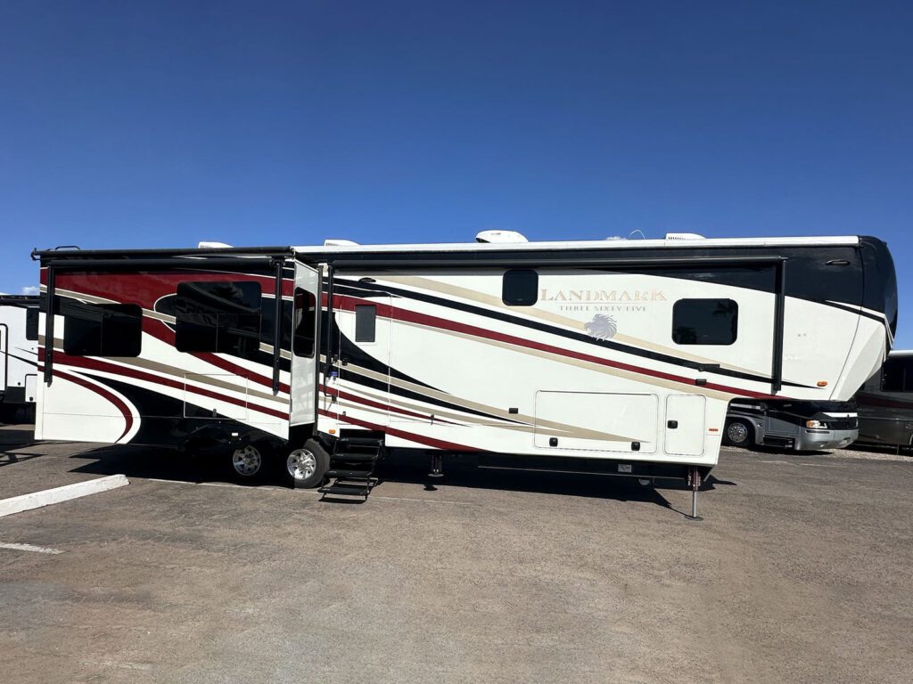 2016 Heartland Landmark 365 LM Ashland 2016 Heartland Landmark 365 LM Ashland