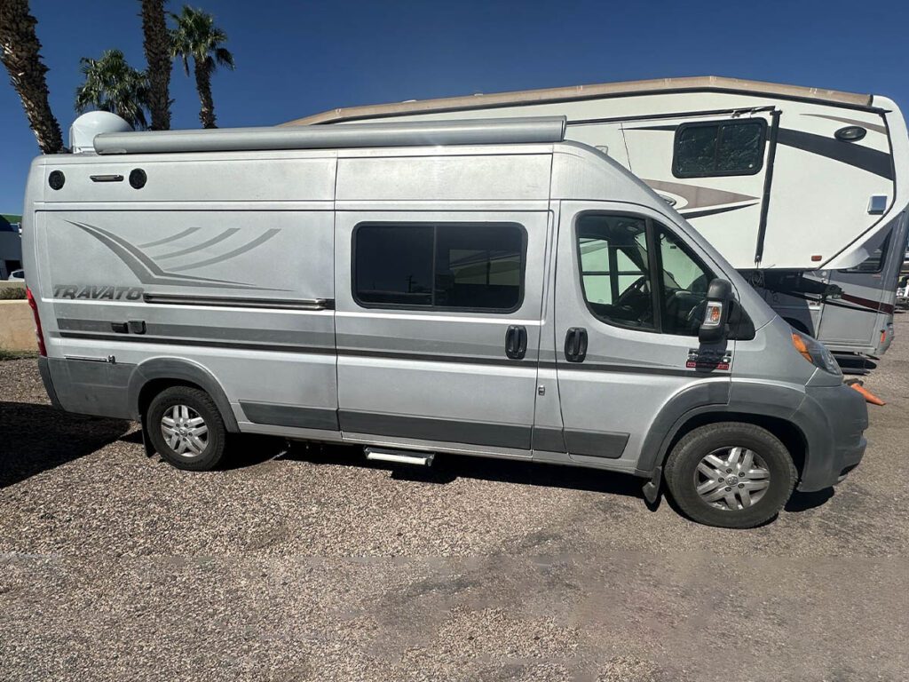 2014 Winnebago Travato 59G 2014 Winnebago Travato 59G