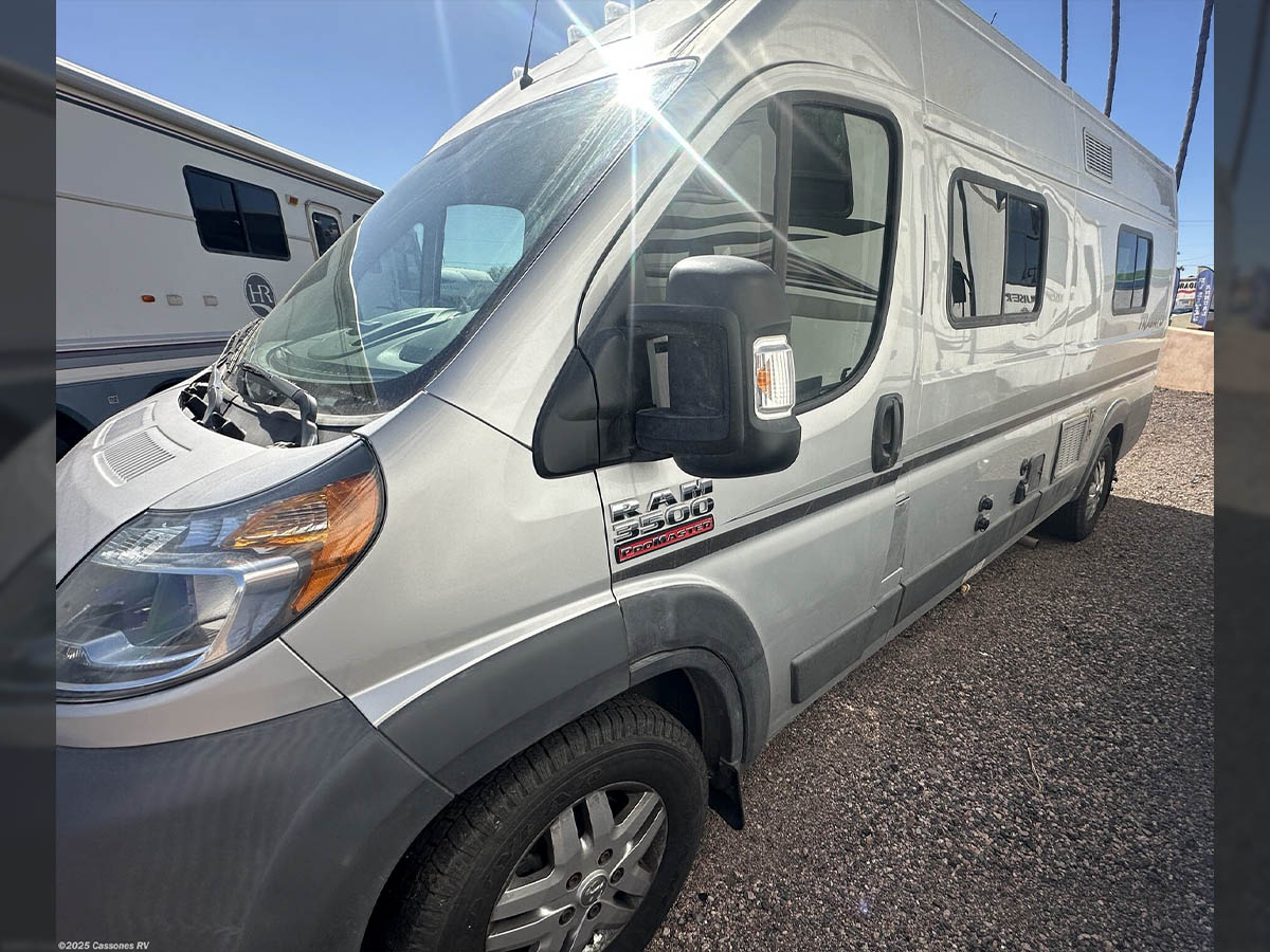 2014 Winnebago Travato 59G 2014 Winnebago Travato 59G