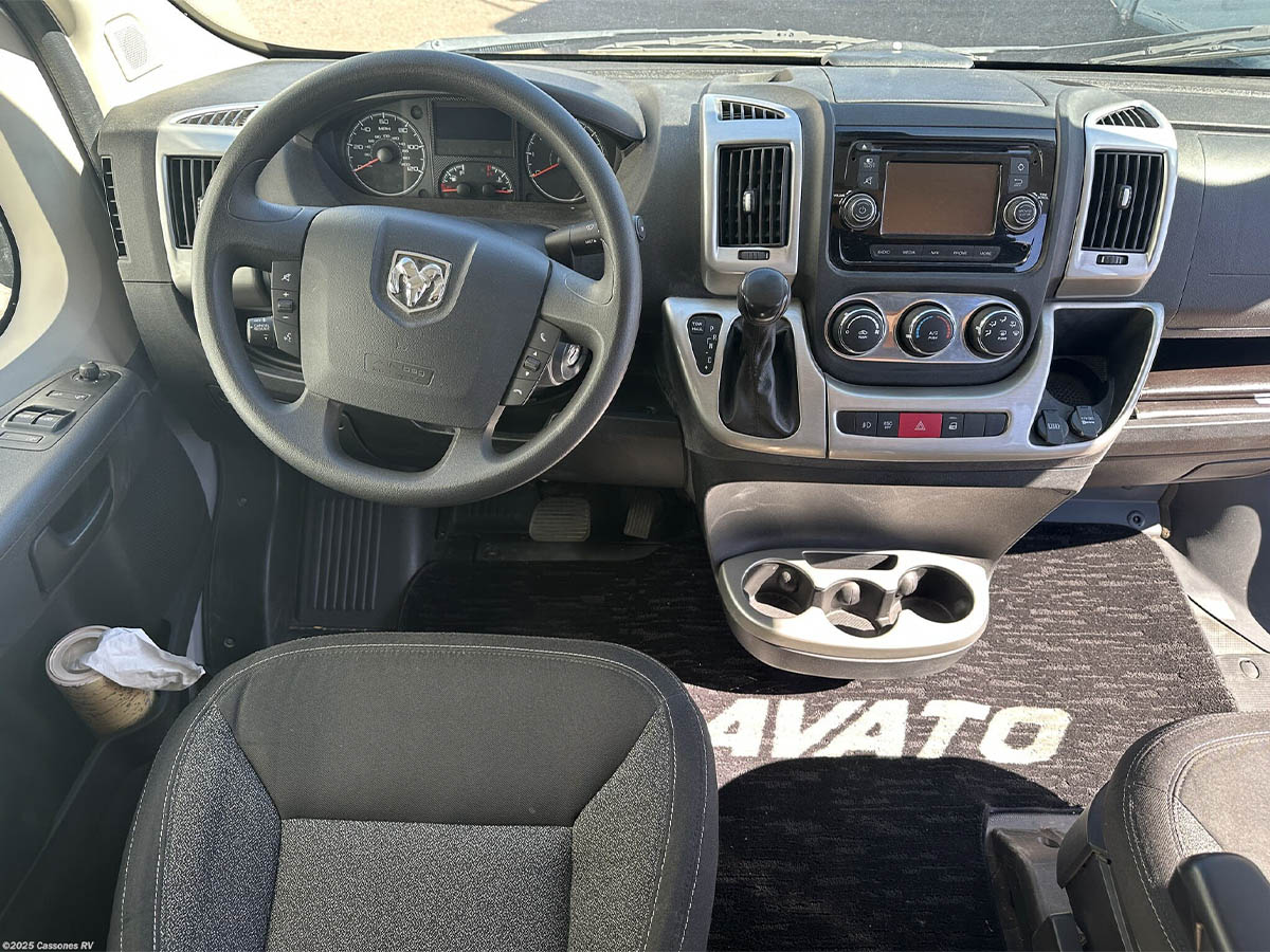 2014 Winnebago Travato 59G 2014 Winnebago Travato 59G