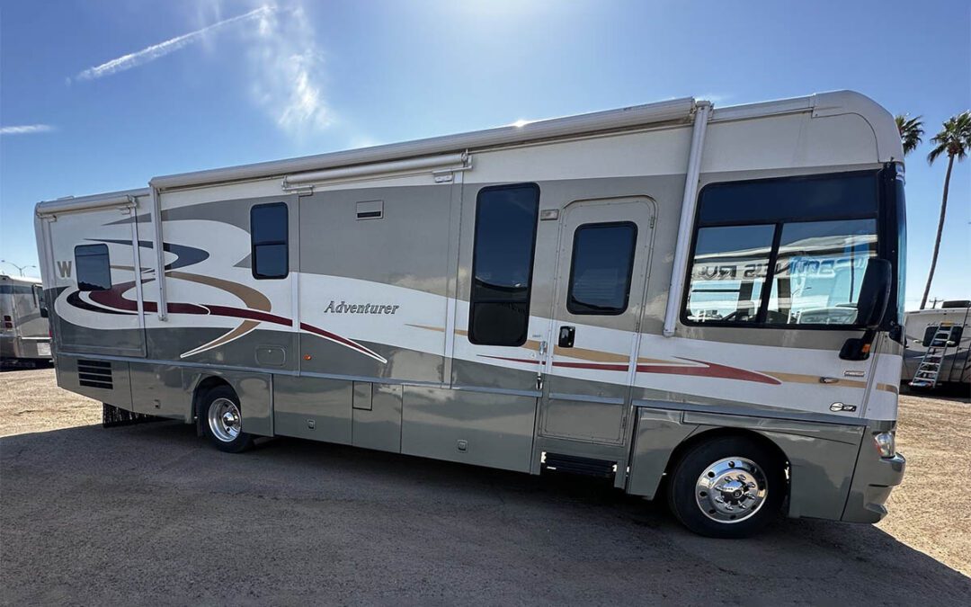 2007 Winnebago Adventurer 35A