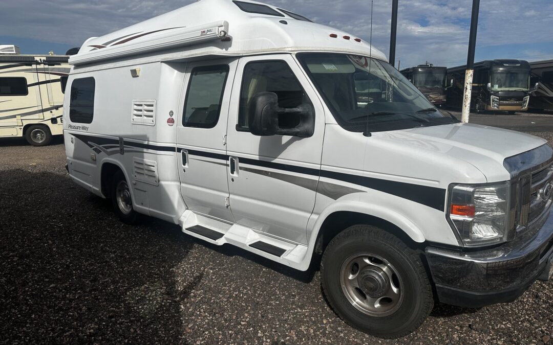 2015 Pleasure-Way Excel